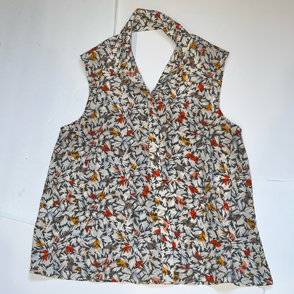 BCBG Generation - Floral sleeveless blouse with racer back cut out